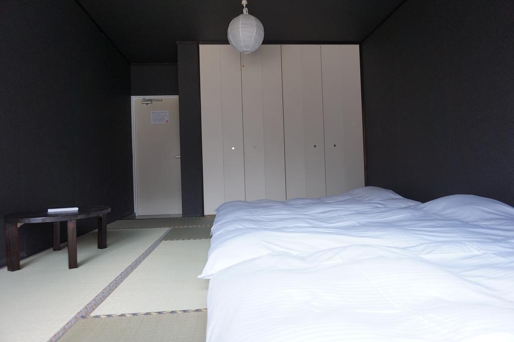 Uni Hostel Osaka Exterior foto